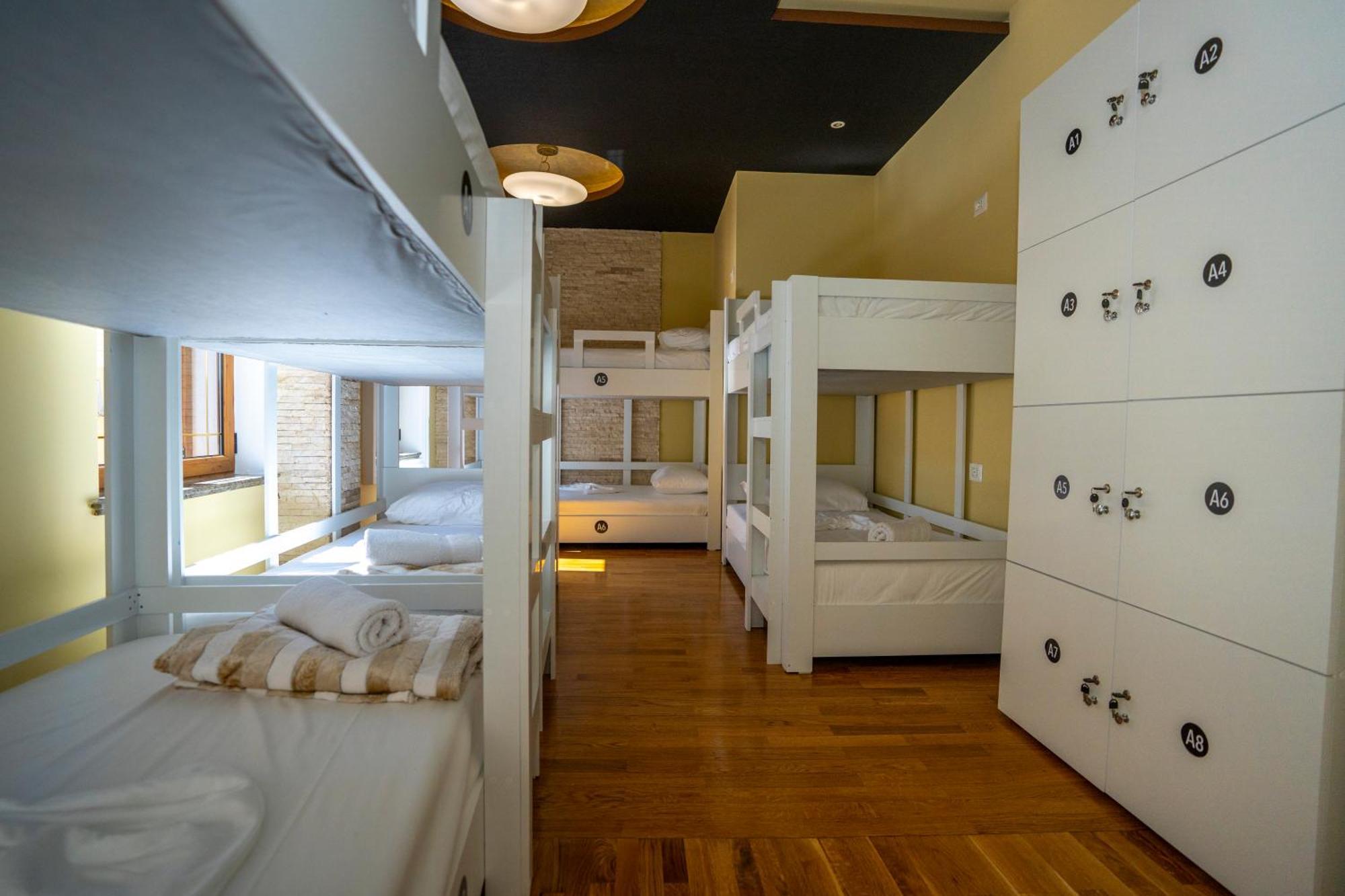 Terrace Hostel & Lounge Bar Шкодер Экстерьер фото