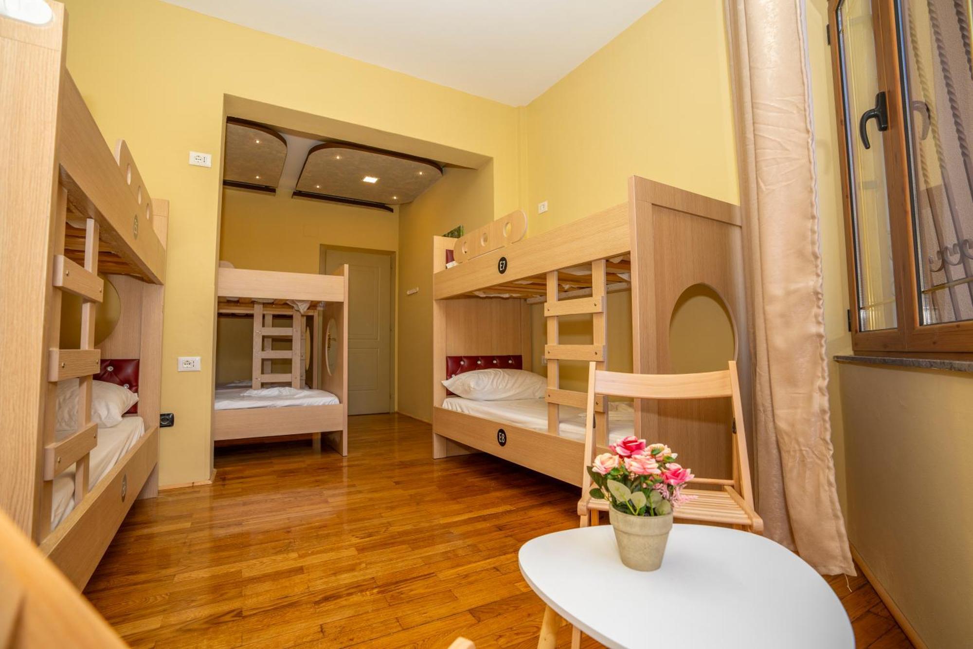 Terrace Hostel & Lounge Bar Шкодер Экстерьер фото