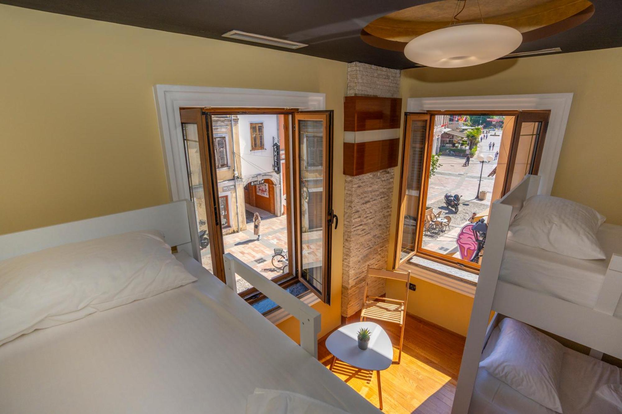 Terrace Hostel & Lounge Bar Шкодер Экстерьер фото
