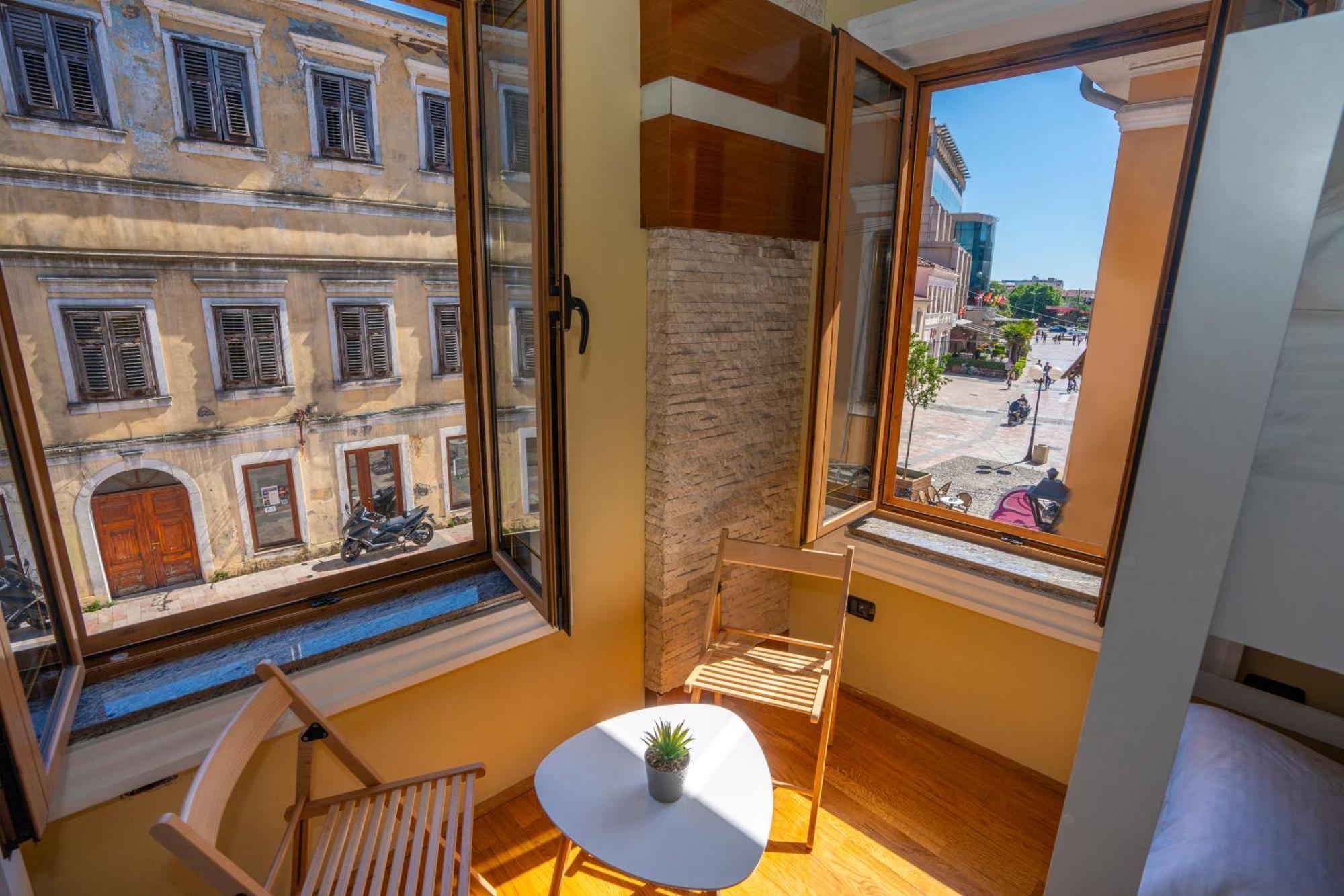 Terrace Hostel & Lounge Bar Шкодер Экстерьер фото