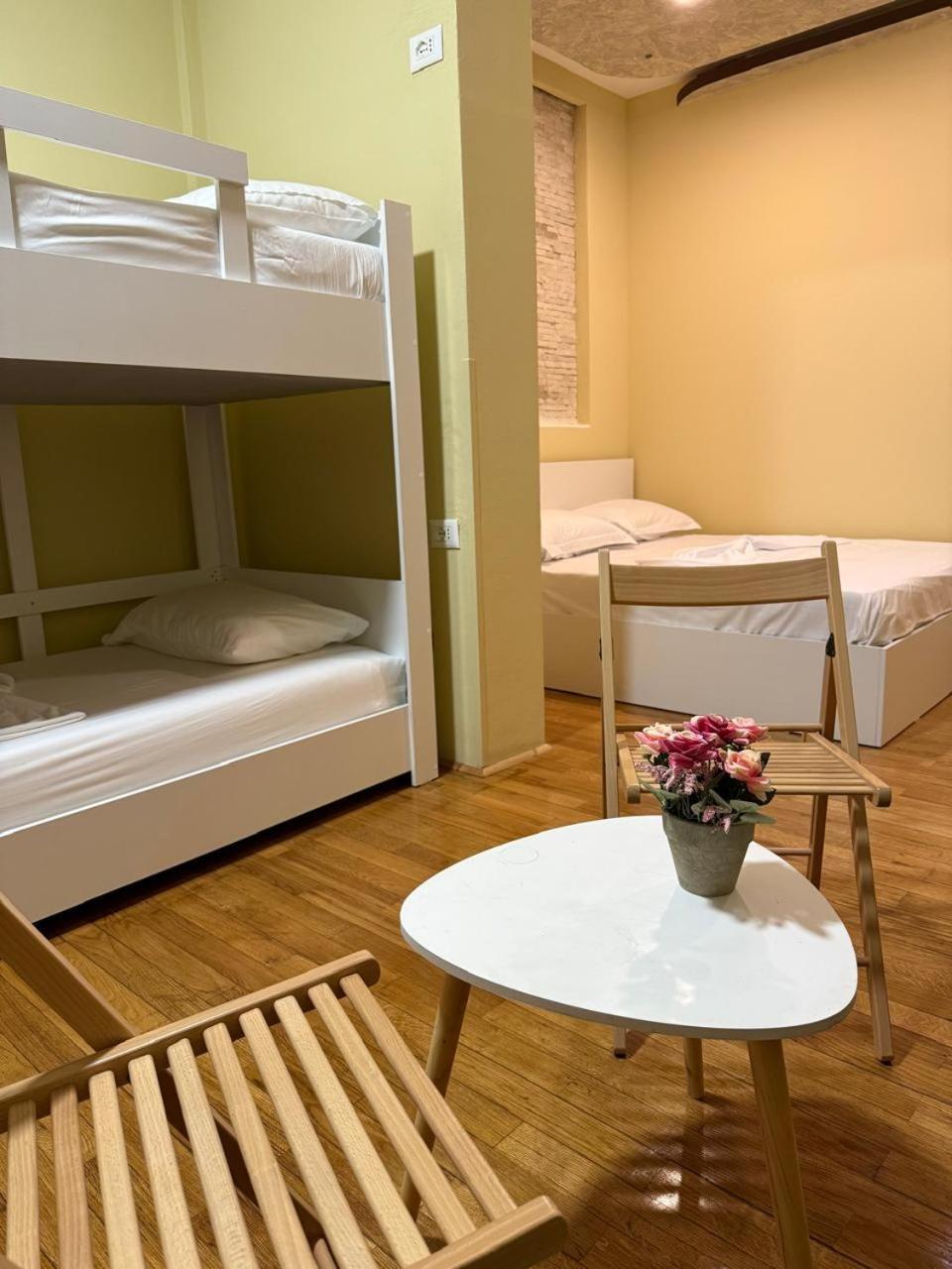 Terrace Hostel & Lounge Bar Шкодер Экстерьер фото